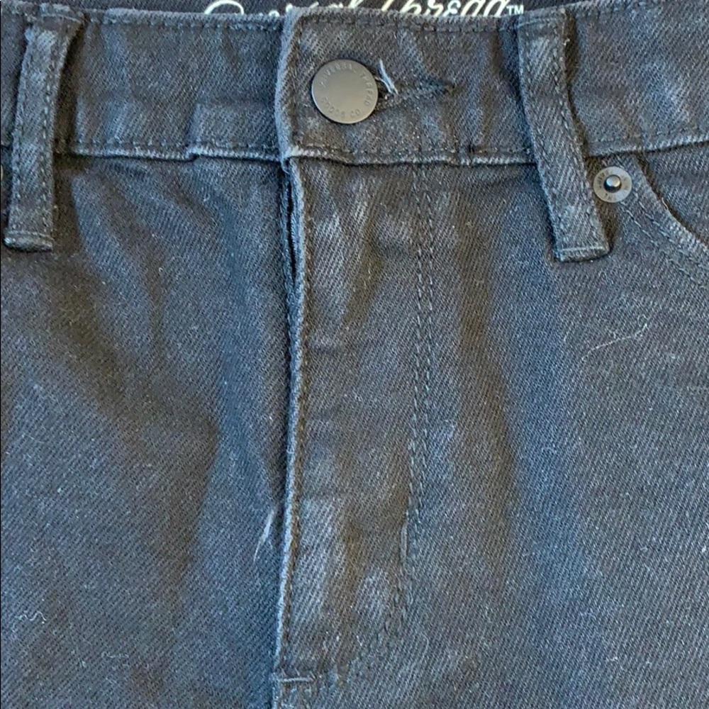 Universal Thread | High Risk Shortie Black Shorts - Picture 6 of 12
